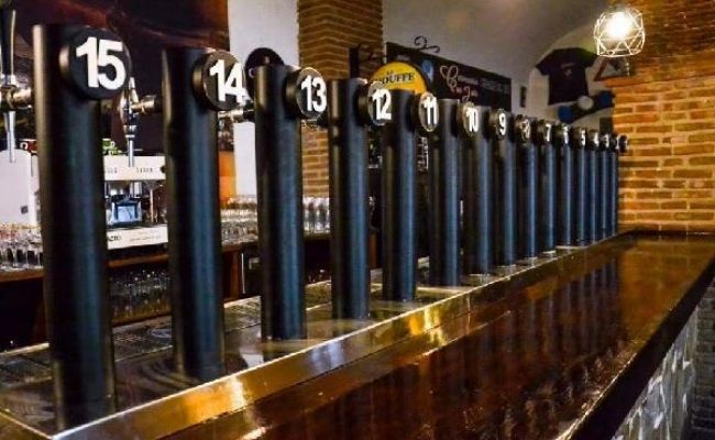 franquicia cervecería con jota 1