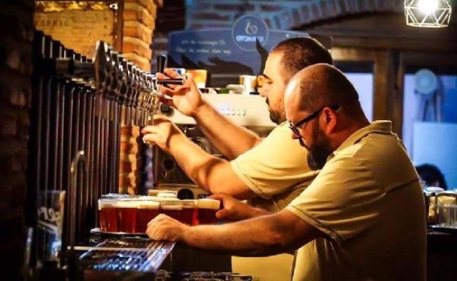 franquicia cervecería con jota 2