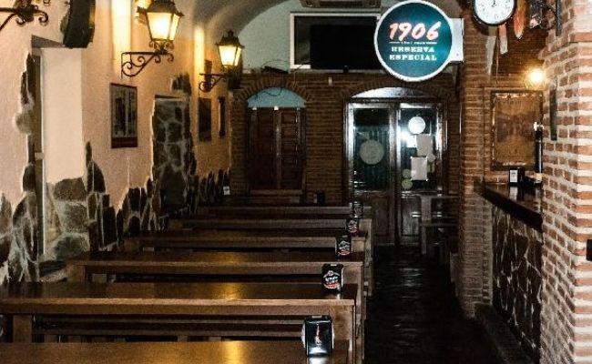 franquicia cervecería con jota 3