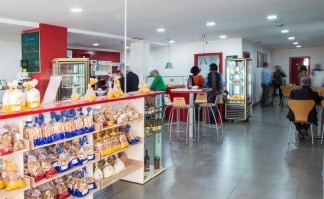 franquicia la colegiala 1