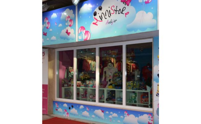 franquicia minnistore 3