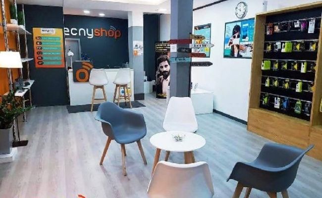 franquicia tecnyshop mobilfree 1